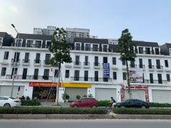 Cần bán căn Shophouse Embassy Garden mặt đường 60m