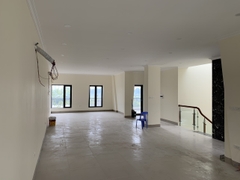CẦN CHO THUÊ VĂN PHÒNG HOẶC ĐỂ Ở TẦNG 3,4 SHOPHOUSE EMBASSY GARDEN KĐT TÂY HỒ TÂY