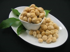 Hạt mắc ca Lâm Đồng  hộp 250g