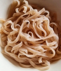 Phở gạo lứt ăn liền hữu cơ Vietsuisse (60g x 15 gói)/túi