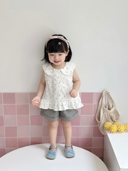 Set áo sơ mi trái tim ghi và quần short gập gấu