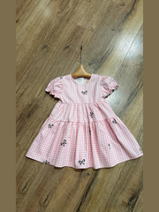 Váy caro hồng nơ đen