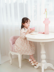 Vay tay dài hoa hồng leo phối ren ngực