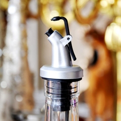 Chai rót gia vị thủy tinh vuông 250ml - SAPATA