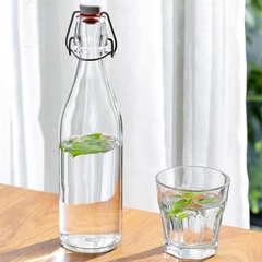 Chai thủy tinh tròn nắp cài kín hơi Giara 0.5L