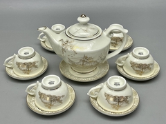 Bộ Trà Thần Đèn Họa Tiết Thuận Buồm Xuôi Gió Gốm Chu Đậu Vẽ Vàng Kim Gốm Chu Đậu - Hải Dương Bộ Trà Thần Đèn Họa Tiết Thuận Buồm Xuôi Gió Gốm Chu Đậu Vẽ Vàng Kim Gốm Chu Đậu - Hải Dương