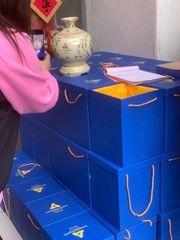Bình Vạn Phúc Hoa Dây In Chữ Và Logo Doanh Nghiệp