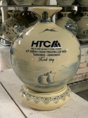Bình Hút Lộc Thuận Buồm Xuôi Gió In Logo Đơn Vị Cao 29cm Gốm Chu Đậu Truyền Thống