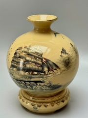 Bình Hút Lộc Thuận Buồm Xuôi Gió Cao 28cm Gốm Vẽ Vàng