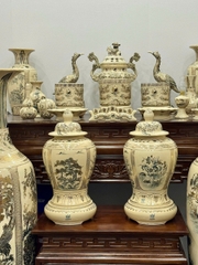 Bộ Đồ Thờ Cho Ban 1,75m đến 1,97m Đầy Đủ Choé + Đỉnh + Lục Bình 1,66m Gốm Chu Đậu Vẽ Vàng