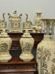 Bộ Đồ Thờ Cho Ban 1,75m đến 1,97m Đầy Đủ Choé + Đỉnh + Lục Bình 1,66m Gốm Chu Đậu Vẽ Vàng