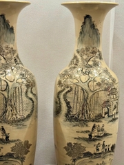 Lục Bình Hoạ Tiết Vinh Quy Bái Tổ Cao 1,4m (Cả đế 1,55m) Gốm Chu Đậu Vẽ Vàng