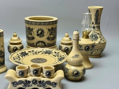 SET Đồ Thờ Cho Ban Thờ 1,53m Hoạ Tiết Rồng Trầu Gốm Chu Đậu Truyền Thống