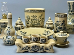 Bộ Đồ Thờ Hoạ Tiết Hoa Sen Cho Ban Thờ 1,07m Gốm Chu Đậu Truyền Thống