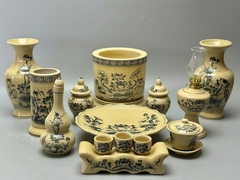 Bộ Đồ Thờ Hoạ Tiết Hoa Sen Cho Ban Thờ 1,27m Gốm Chu Đậu Vẽ Vàng