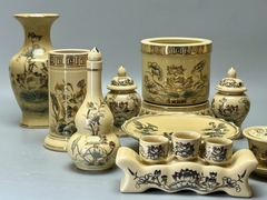 Bộ Đồ Thờ Cho Ban 1,57m Hoạ Tiết Sen Vẽ Vàng Gốm Chu Đậu