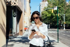 Tai nghe Bluetooth chụp tai chống ồn Denon AH-GC30