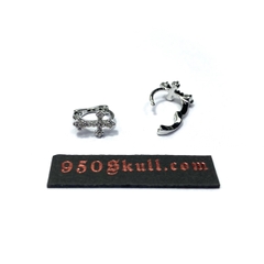 Khuyên tai tròn thánh giá đính đá  KTB1