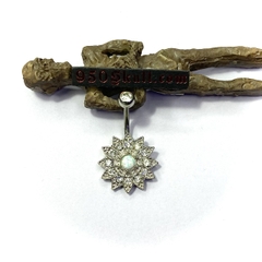 Khuyên rốn hoa opal trắng  Thân thép - mặt hợp kim KR122254