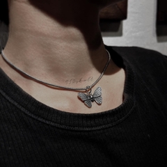 Vòng cổ bướm skull