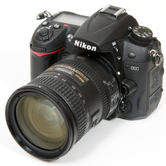 Ống kính Nikon AF-S 18-200mm DX VR II