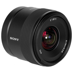 Ống kính Sony E 11mm F1.8