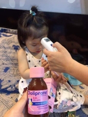 [Date T1/T2.2025] Siro Hạ Sốt Doliprane vị trái cây 100ml cho bé từ 3 tháng trở lên Pháp