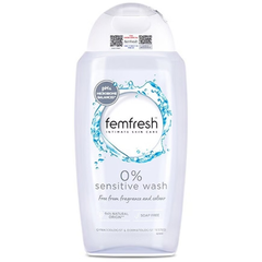 Dung dịch vệ sinh phụ nữ cho da nhạy cảm Femfresh 0% Sensitive Wash 250ml