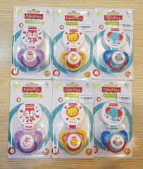 Set 2 núm ti giả silicone kèm dây đeo kẹp áo FISHER PRICE bé từ 0M+