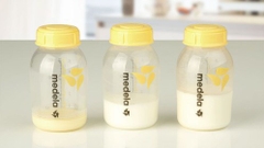 Bình trữ sữa Medela 150ml an toàn cho bé
