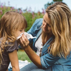 Xịt Mũi Cá Heo Cam Sterimar Blocked Nose Baby 100ml Cho Trẻ Từ 3 Tháng Đến 3 Tuổi 2026 – Xịt Mũi Muối Biển Ưu Trương Sterimar Blocked Nose Baby Điều Trị Tắc Mũi Ngạt Mũi Sổ Mũi Làm Sạch Dịch Nhầy Hỗ Trợ Thở Dễ Dàng An Toàn 100% Tự Nhiên Chính Hãng Pháp Giá Rẻ