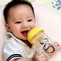 Bình sữa Hegen Dragon 240ml núm ti size M từ 3 – 6 tháng PPSU (Rồng Vàng)