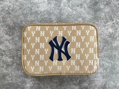 [MLB] Túi Đeo Chéo Jacquard Monogram Cross Bag New York Yankees