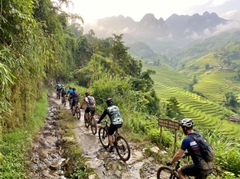 Best-cycling-adventure-tours-north-vietnam