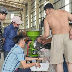 Máy xay xát lúa gạo UN 6N40