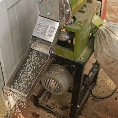 Máy xay xát lúa gạo UN 6N40