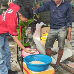 Máy xay xát gạo 2 chức năng UN - 6N40 - 9FC21