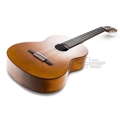 YAMAHA C40//02