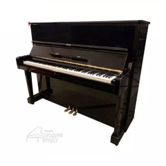 YAMAHA U1D