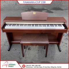 YAMAHA CLP 220