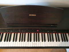 Yamaha YDP-121