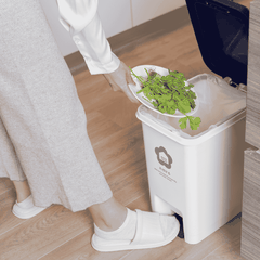 Thùng rác đạp chữ nhật Hiro 20L (kèm ruột)