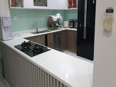 Solid surface màu bông tuyết ốp bếp