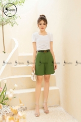 Áo thun cổ thuyền đính hoa 2 bên màu trắng
