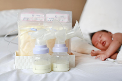 Cách bảo quản sữa mẹ khi không có tủ lạnh đúng chuẩn từ chuyên gia