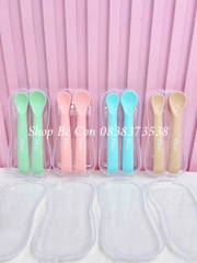 Set 2 thìa silicon ăn dặm theo giai đoạn có hộp Misan