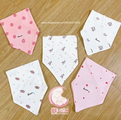 Set 5 yếm tam giác sợi tre Avaler