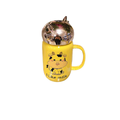 Cốc hình bò nắp ánh vàng