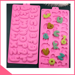 Khuôn silicon  làm kẹo dẻo chữ cái hoa văn