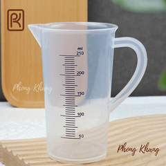 Ly pha chế dung tích 250ml dùng đong rau câu